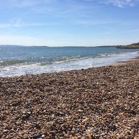 Cliff Top Studio Appartement Barton on Sea Buitenkant foto